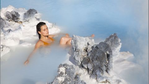 Volcanic Wonders & the Blue Lagoon with transfers