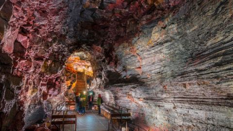 Raufarhólshellir Lava Tunnel Tour from Reykjavik with transfers 