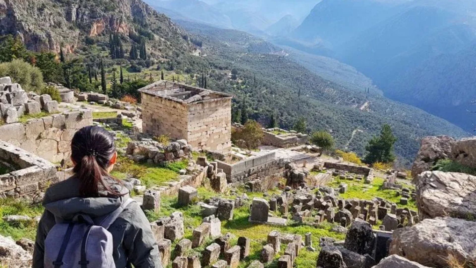 Delphi One Day Trip from Athens