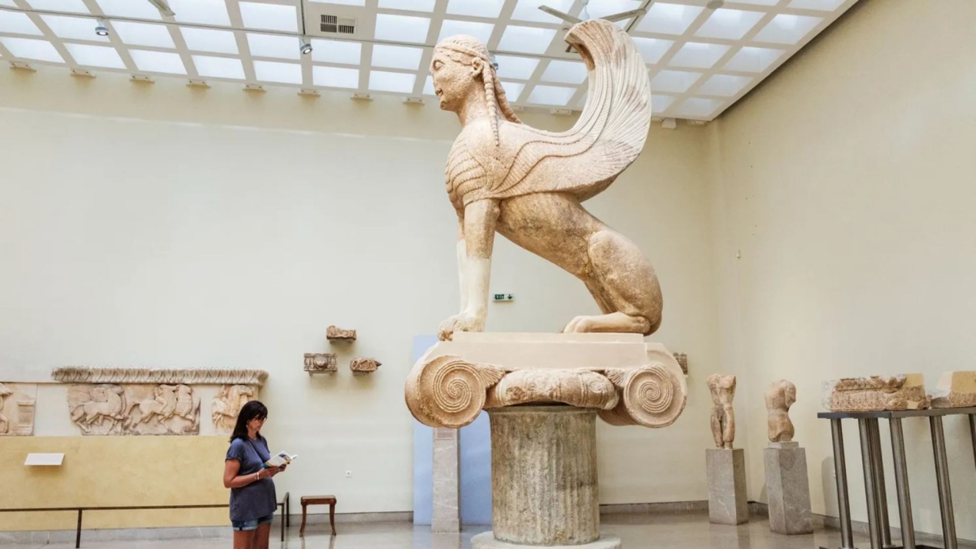 Small Group Delphi One Day Guided Tour