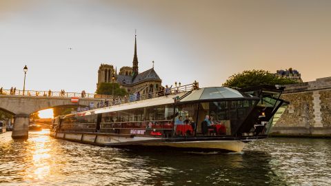 Bateaux Mouches: Romantic Dinner Cruise with Excellence Menu