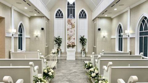 Bliss With A Kiss - Bliss Wedding Chapel 