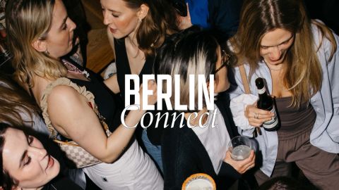 Berlin Connect: fruit. | Fully Booked