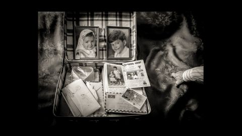 How Absence and Presence of Parents Shape Our Relationships