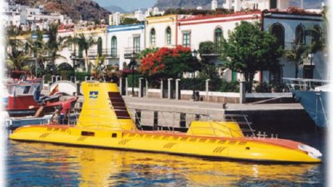 Yellow Submarine - From Maspalomas