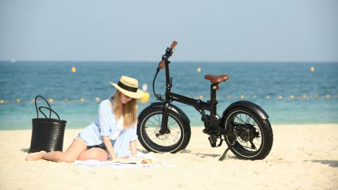 Premium E-Bike Journey: From Dubai’s Urban Skyline to the Beachfront