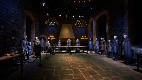 BF Offer Family Visit-The Official Game of Thrones Studio Tour + Return Transport from Belfast for 4