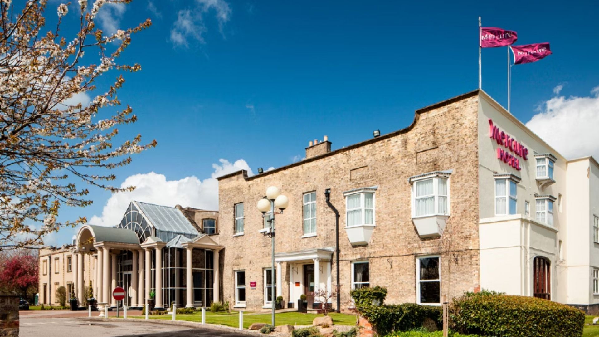 One Night Break with Dinner for Two at the Mercure York Fairfield Manor Hotel
