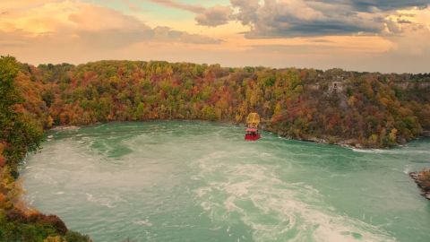 Niagara Falls and Niagara-on-the-Lake Ultimate Day Tour & Lunch