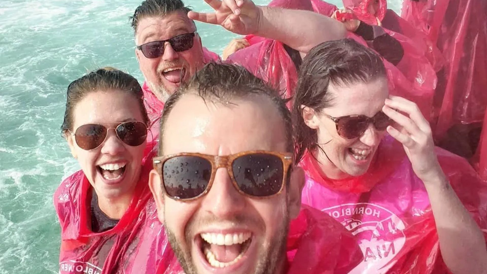 Toronto–Niagara Falls Evening Tour - With Dinner Boat