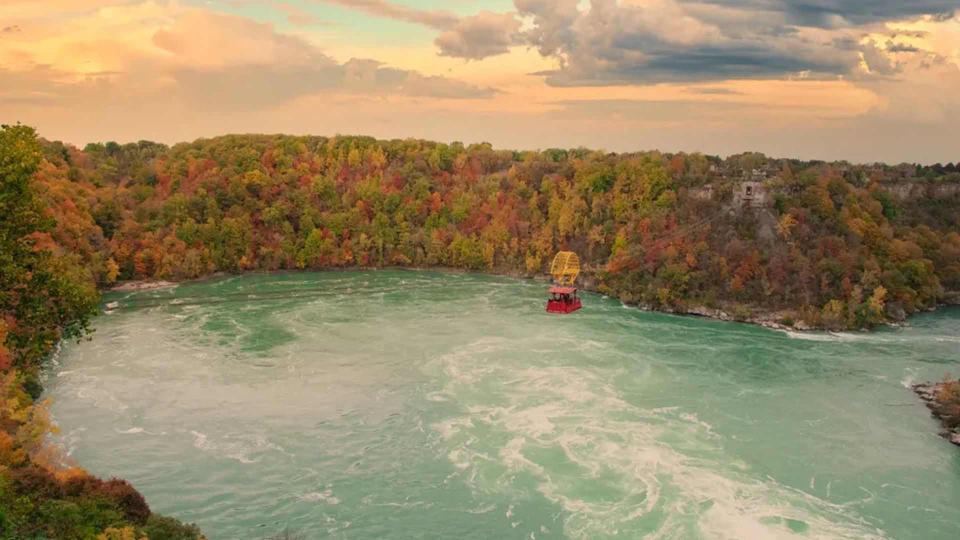 Niagara Falls and Niagara-on-the-Lake Ultimate Day Tour & Lunch