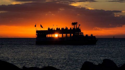 Sunset Celebration Cruises