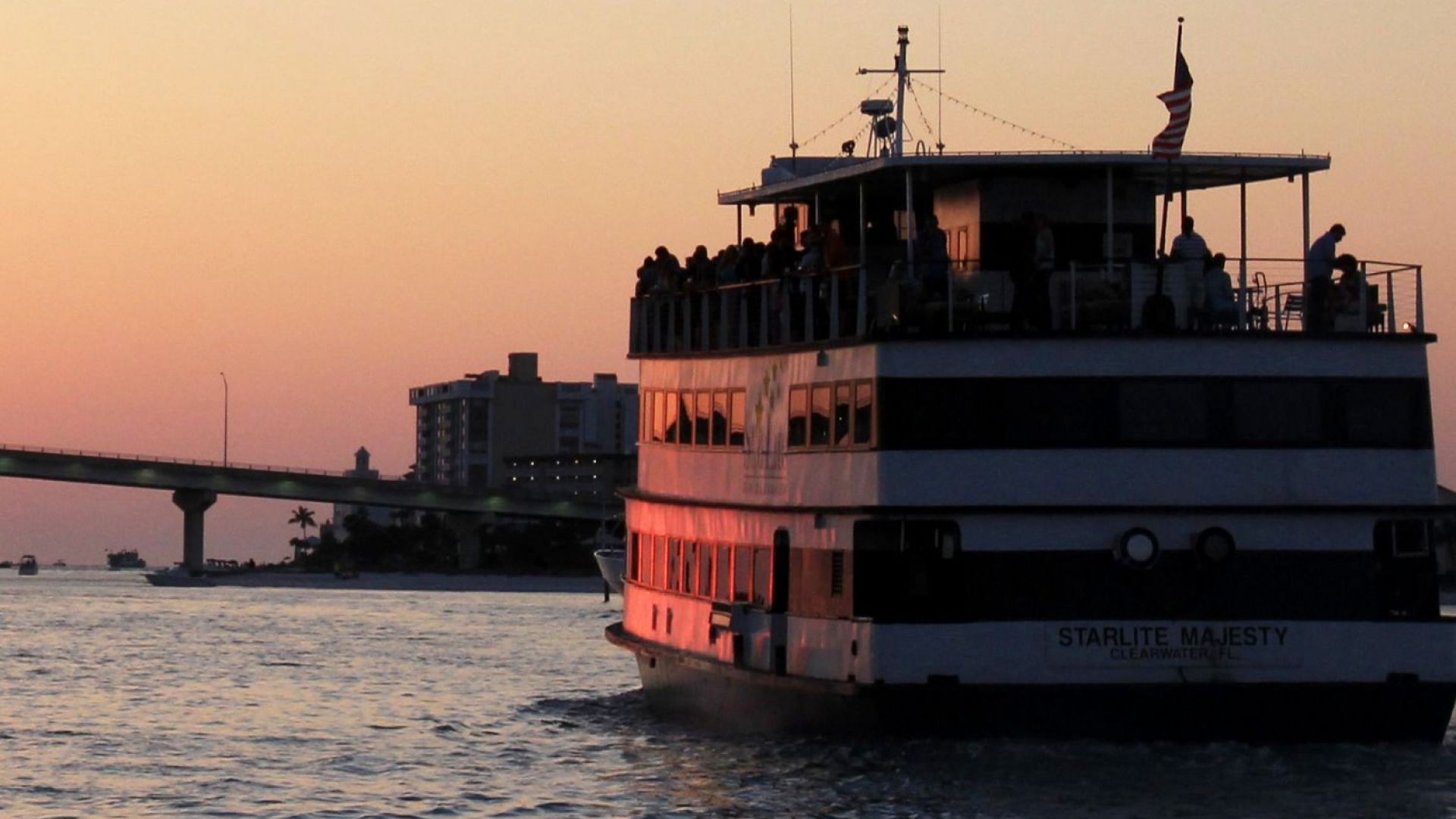 Evening Dining Yacht Cruise out of St. Pete