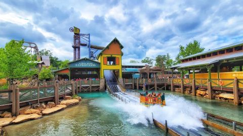 Silver Dollar City - Get 2 Days For The Price Of 1 - Theme Park Tickets