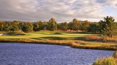 Play Golf at Bear Trap Dunes Golf Course
