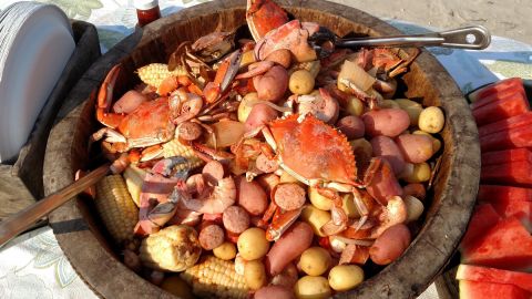 Lowcountry Boil Beachside Cookout