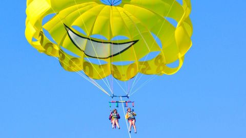 Parasailing Trips