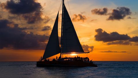 Sunset Sailing Cruise