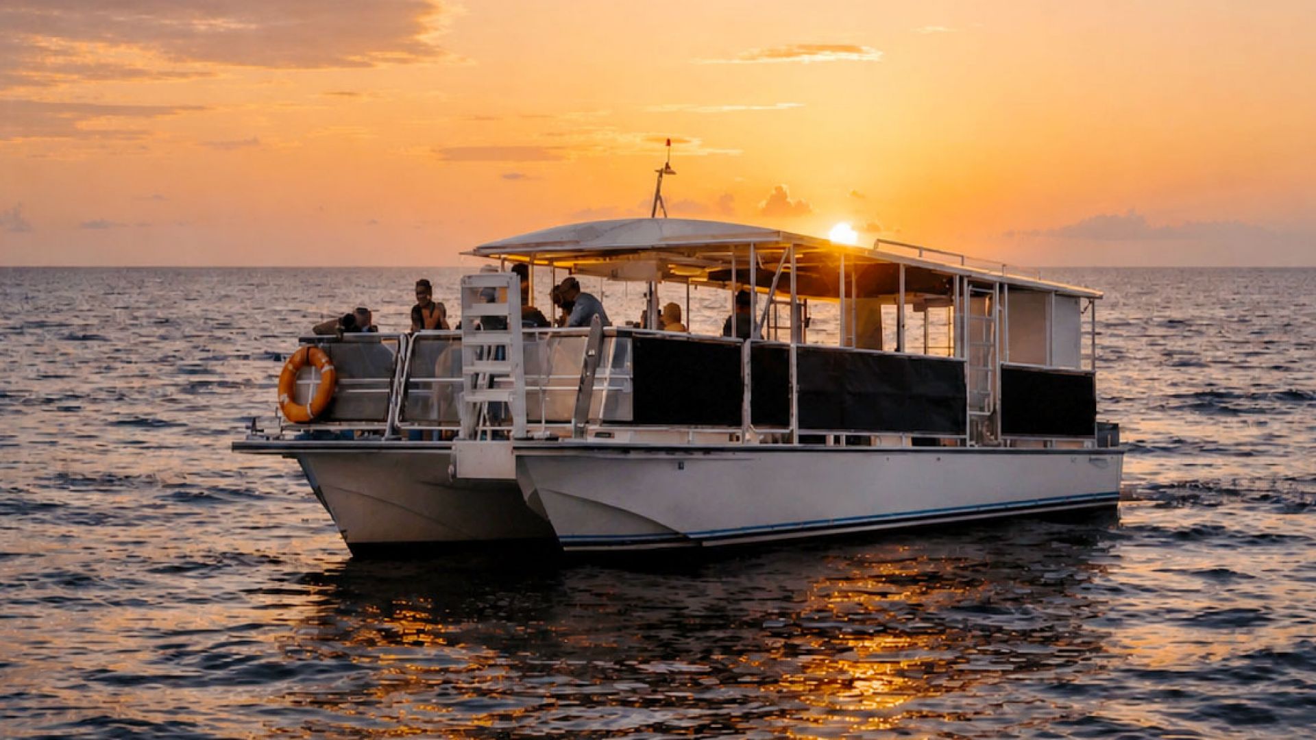 Dolphin Sunset Cruise in Panama City Beach on the Islander