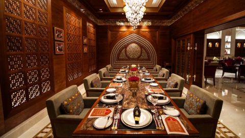 Al Angham Restaurant with Muscat by Night Tour