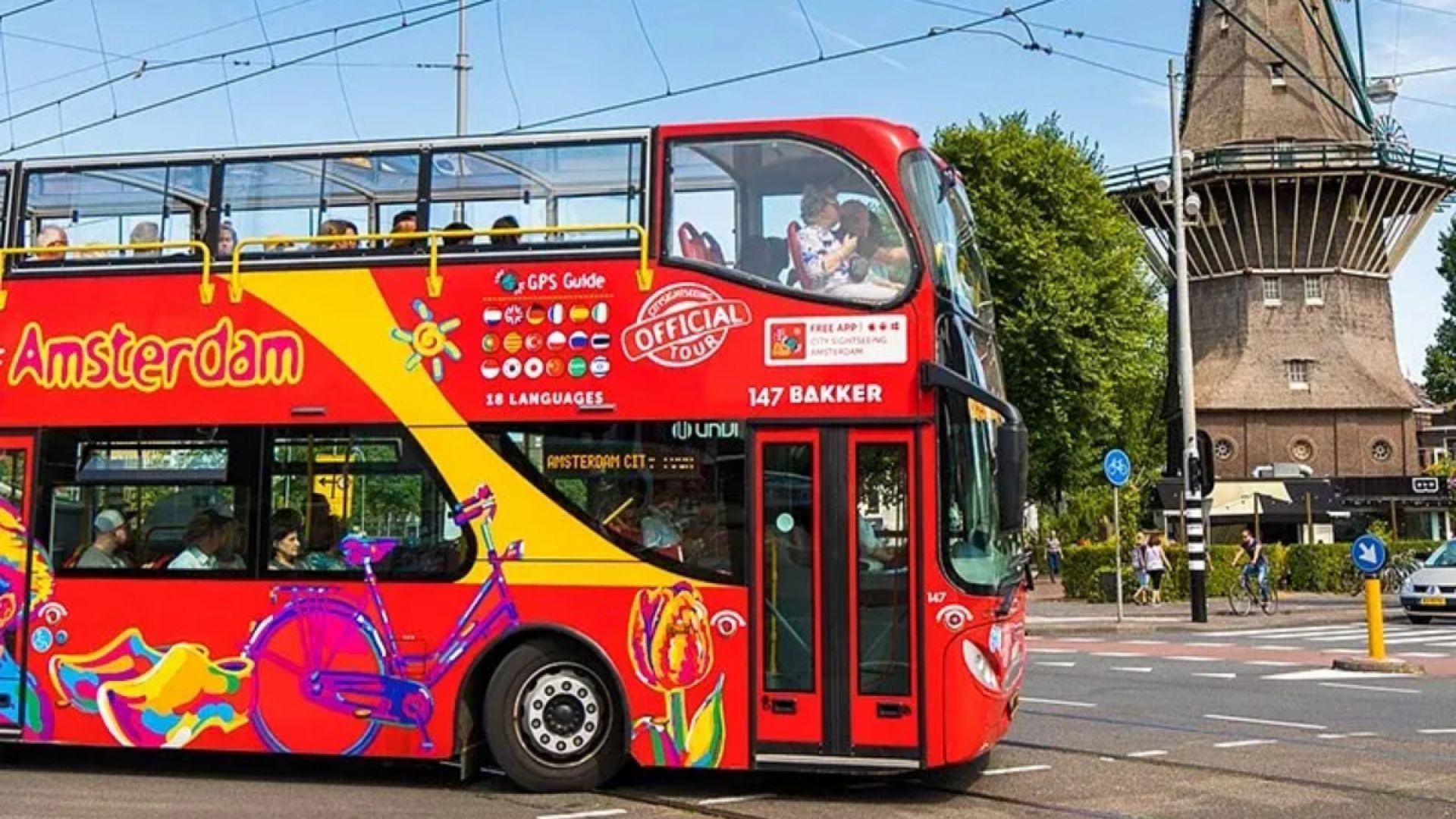 City Sightseeing Hop-on Hop-off bus + Amsterdam Canal Cruise 24 hrs