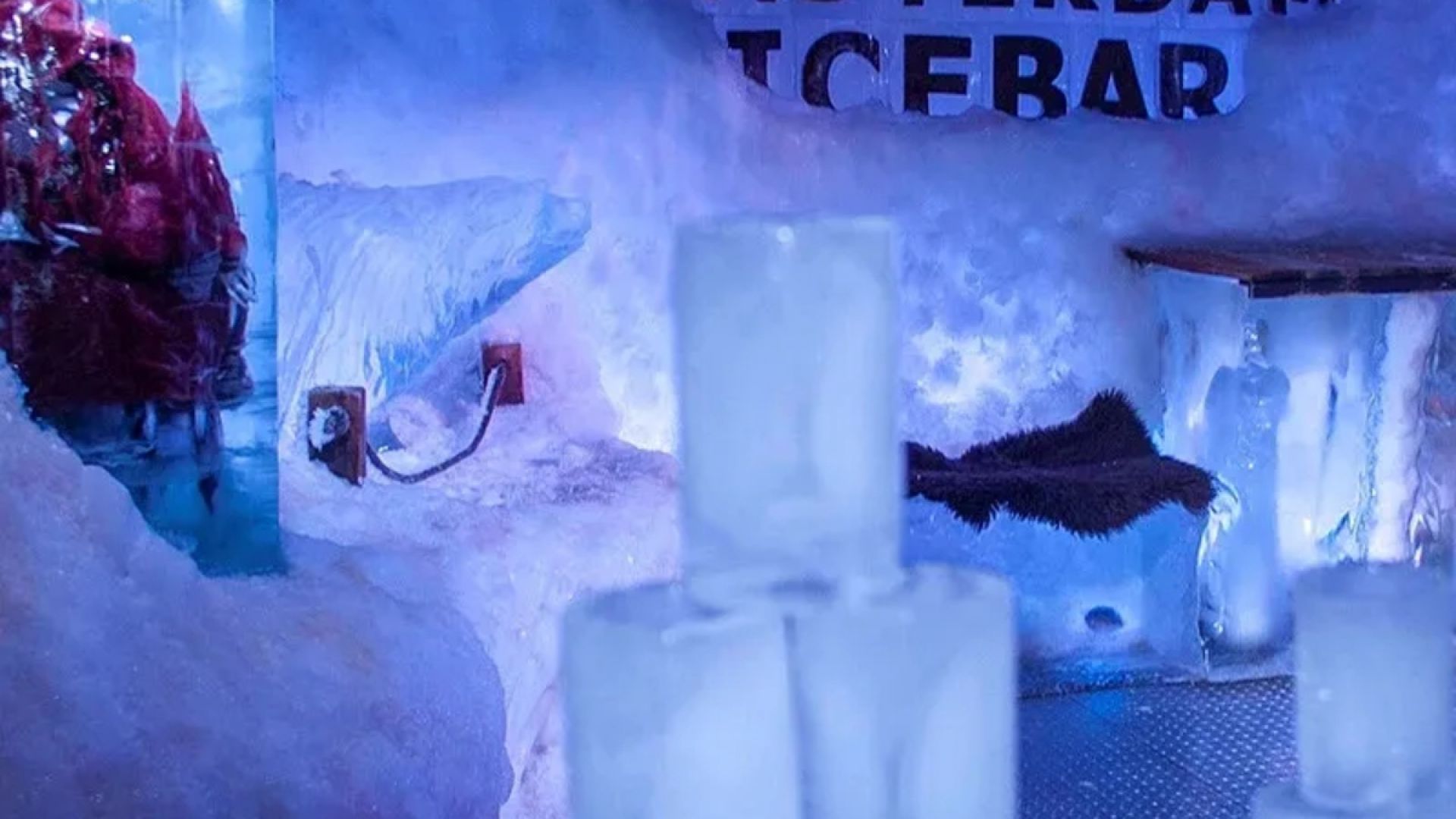 Lovers Canal Cruise + Amsterdam Icebar Amsterdam