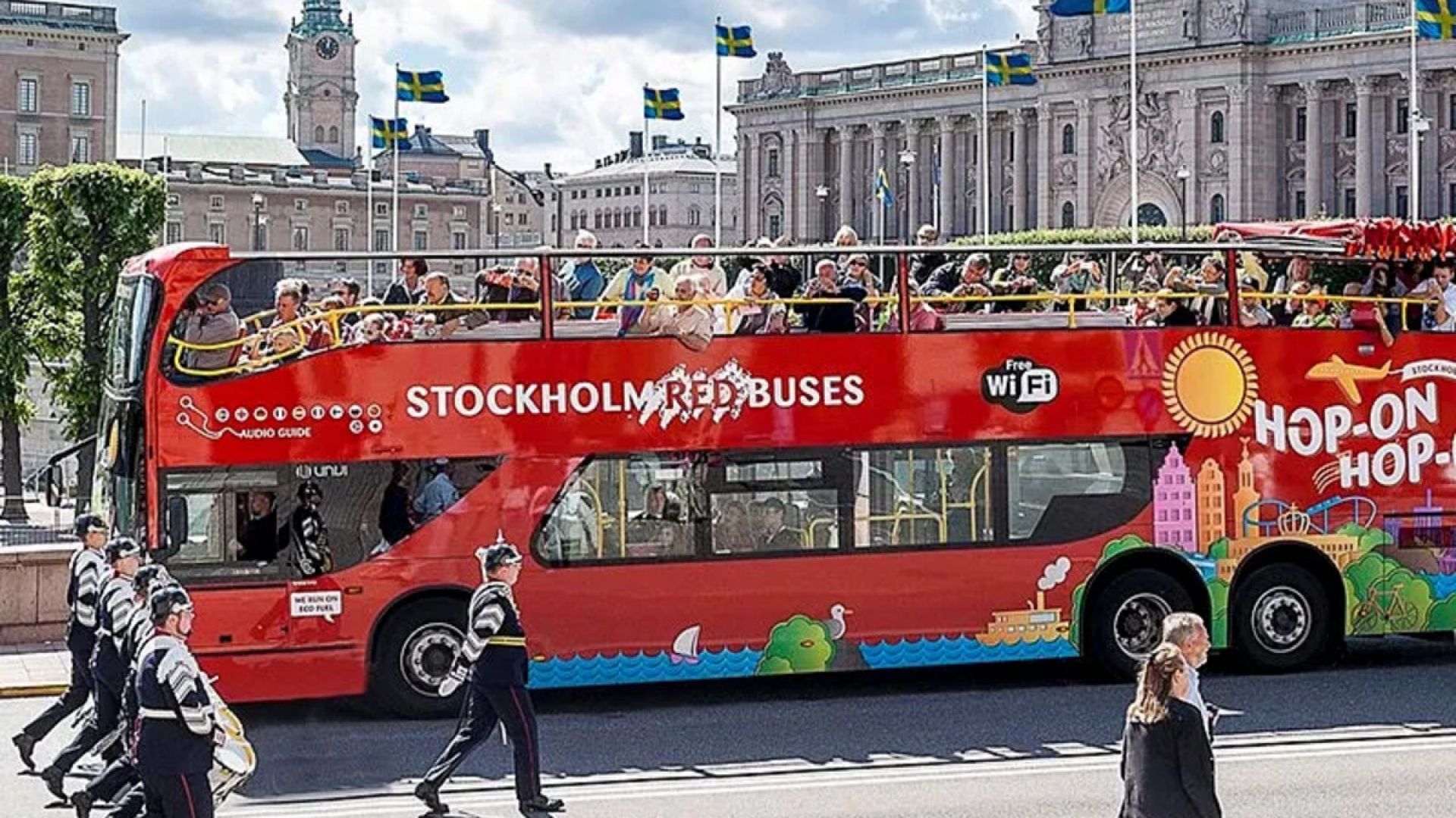 RED Sightseeing Hop-On Hop-Off 24 hrs Bus Stockholm