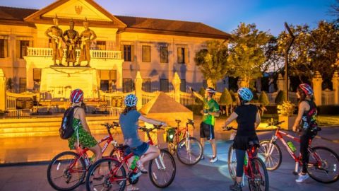 Chiang Mai Night Bike Tour