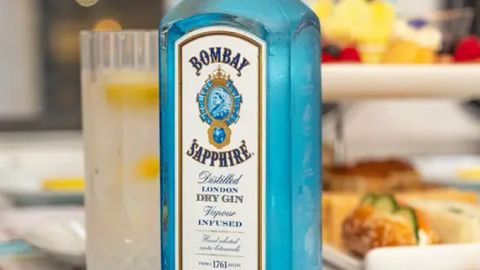 Bombay Sapphire Gin Afternoon Tea Sightseeing Bus Tour - Friday (Trafalgar Square)