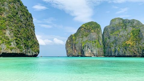 PHI PHI ISLAND TOUR – FULL TOUR From Khao Lak
