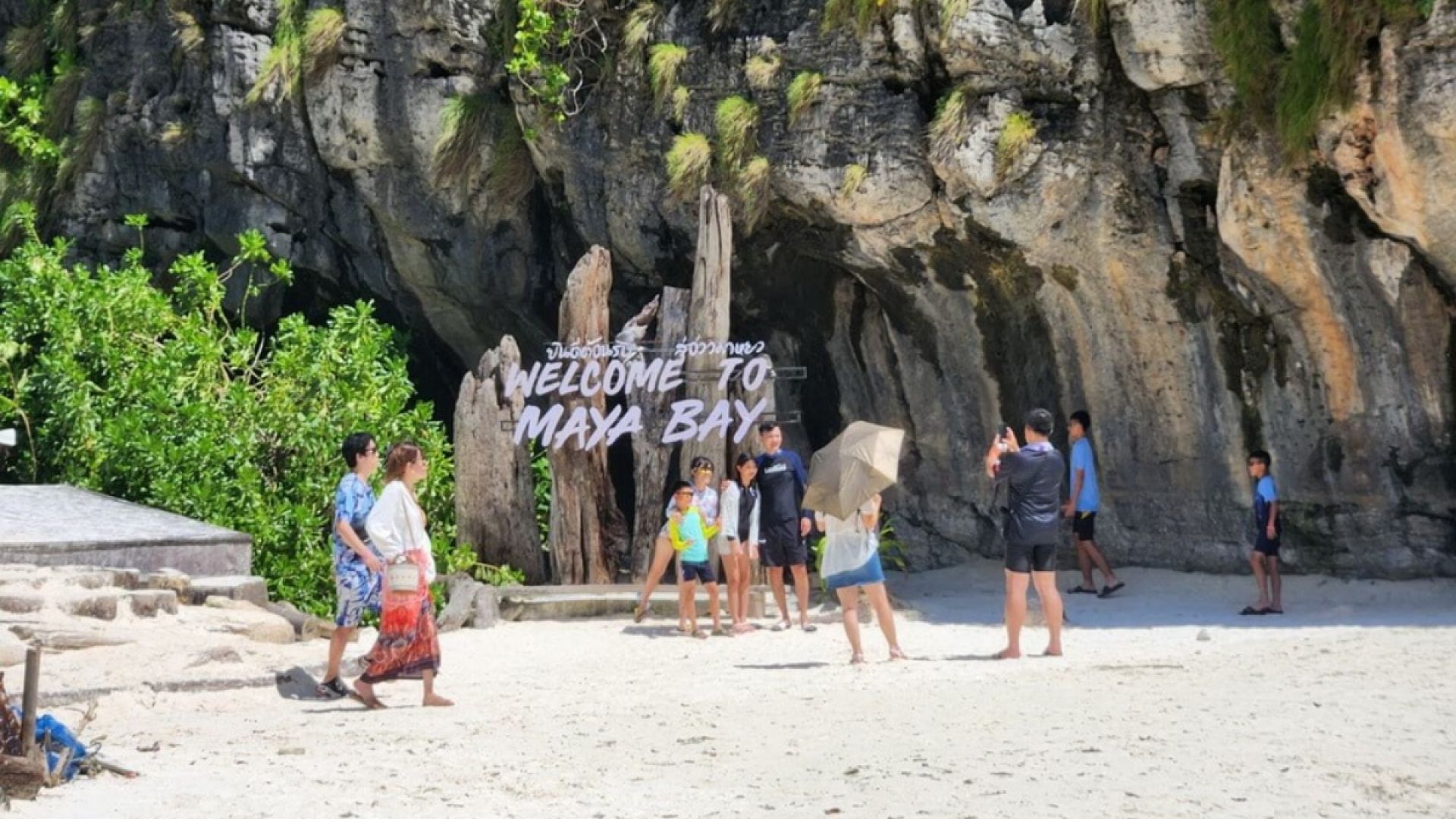 PHI PHI ISLAND TOUR – FULL TOUR From Khao Lak
