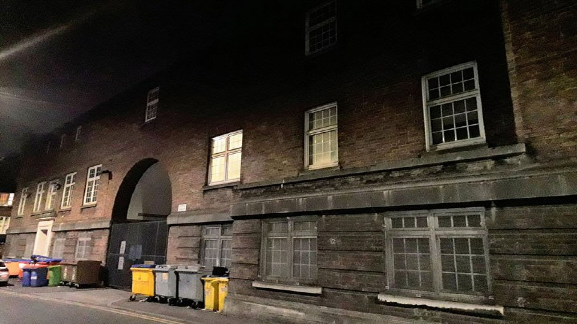 Manchester Haunt Quest: Solve the Mystery of the Pusher