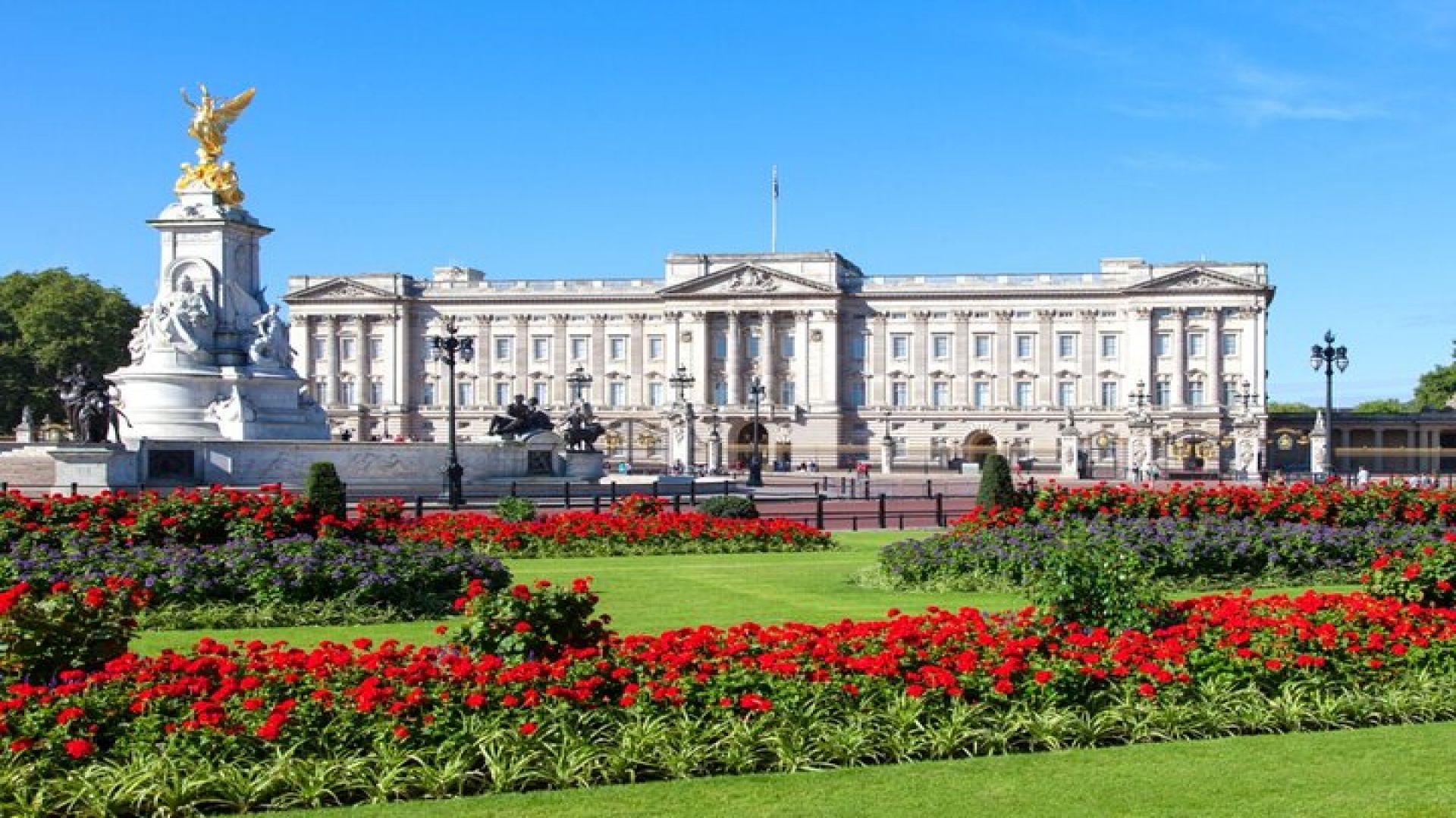 London’s Crown Secret: Self-Guided Royal Puzzle Quest