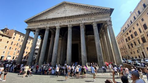 Rome: Skip the line & flexible Pantheon ticket + Audioguide