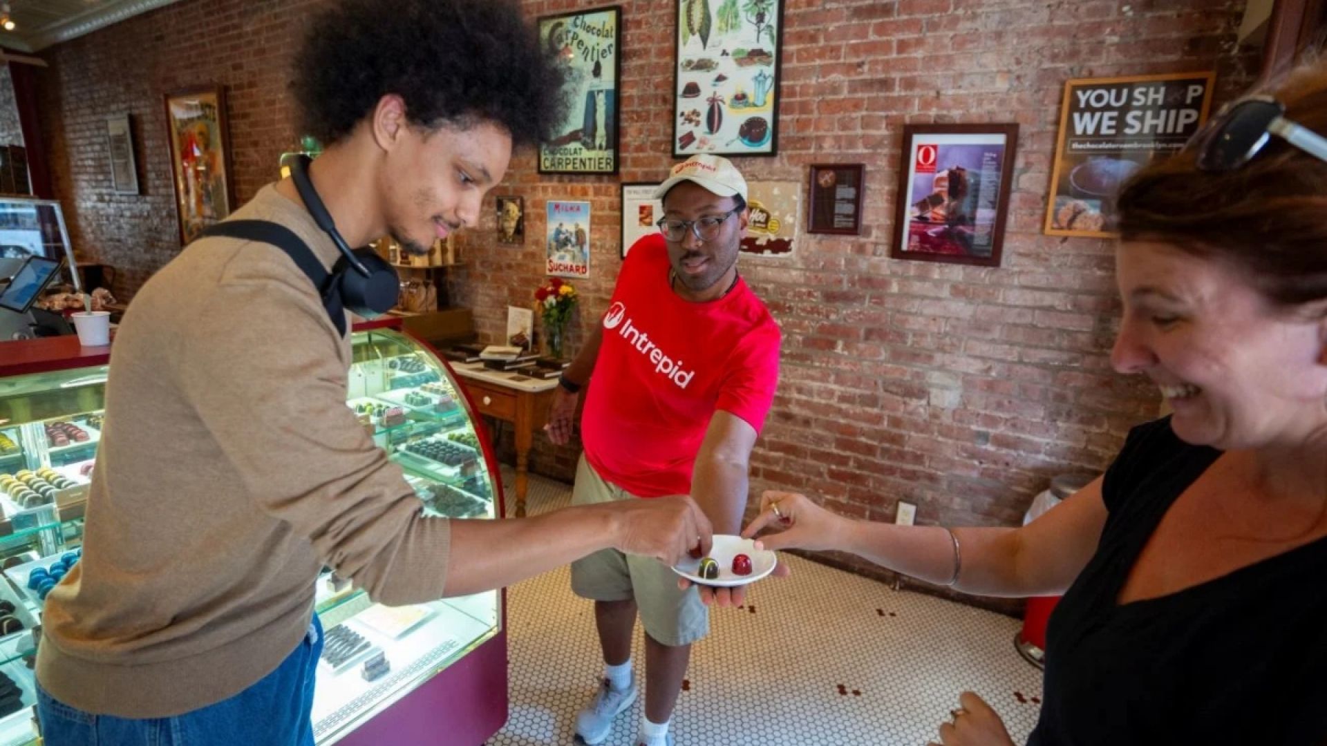 New York Neighbourhood Eats Tour: Brownstone Brooklyn Experience