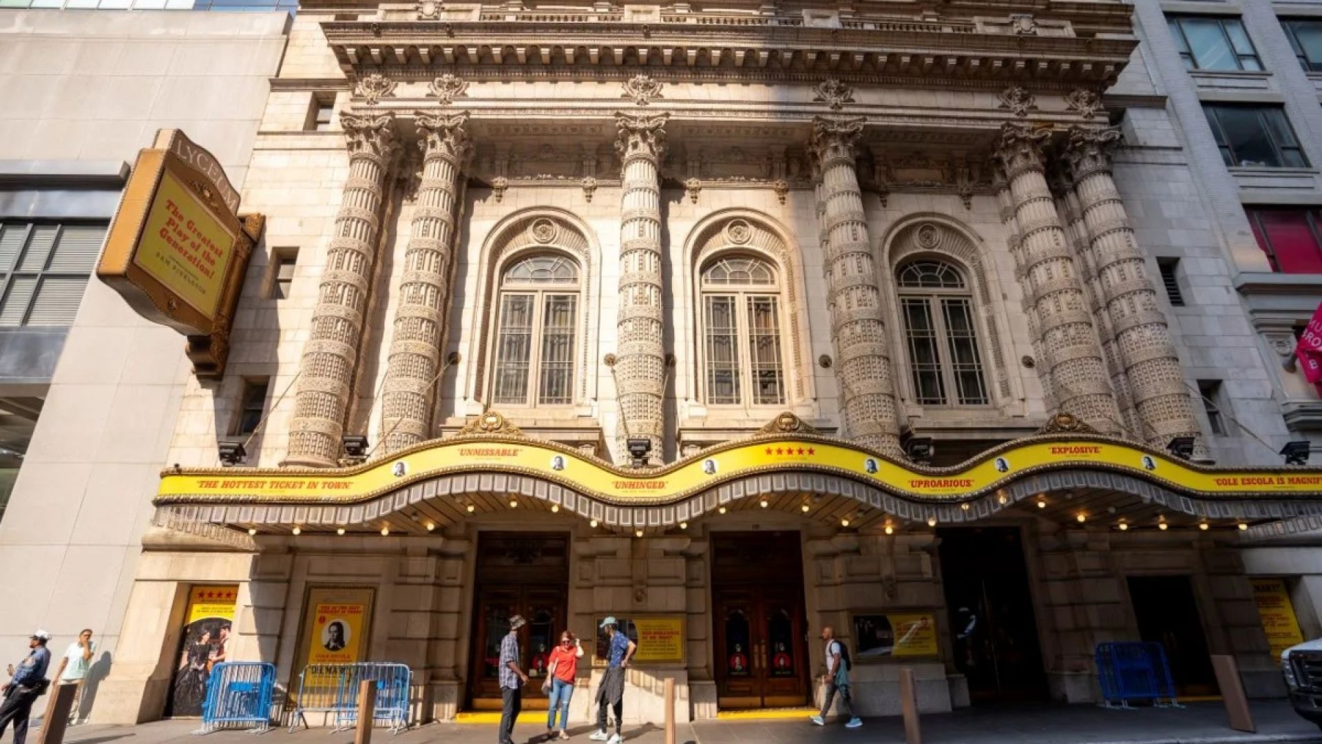 New York: Broadway Behind the Scenes Experience