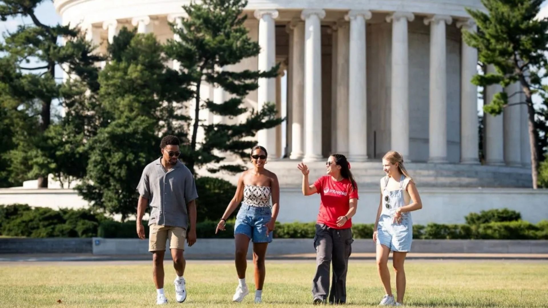 Washington Mall & Monuments by Electric Car Tour