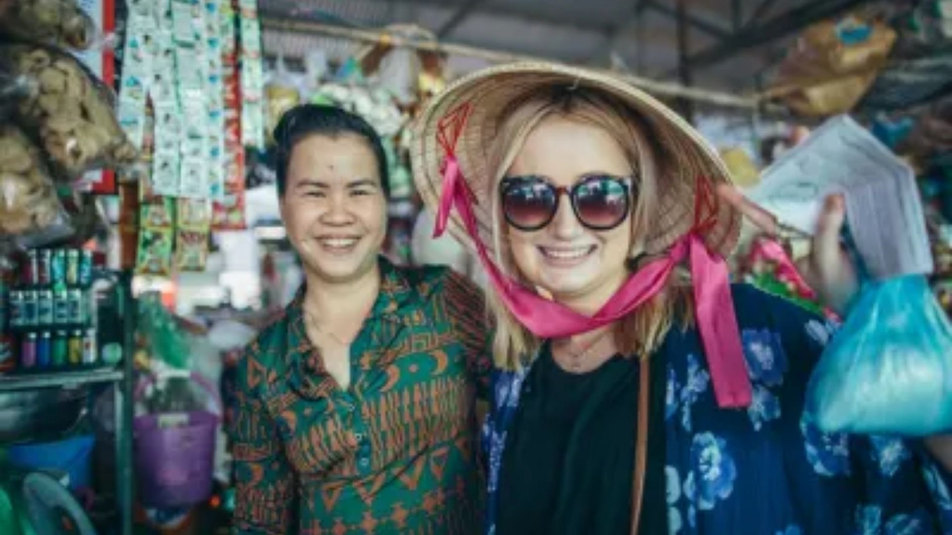 Saigon Street Food by Night Experience