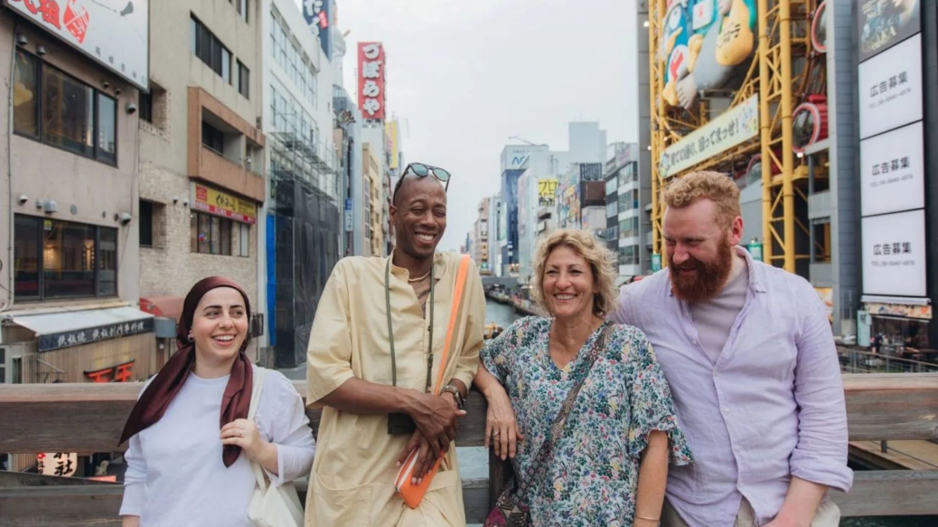 Osaka Retro Streets & Local Eats Adventure