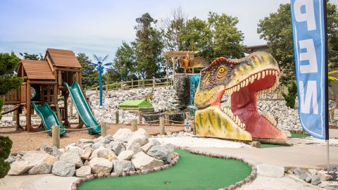 Jurassic Mini Golf at 21st Street