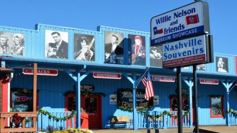 Willie Nelson and Friends Museum and Nashville Souvenirs: Entry Ticket