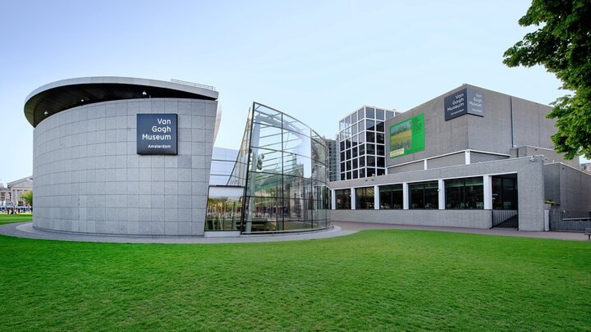 Combo Ticket: Van Gogh Museum Ticket and 1-Hour Canal Cruise