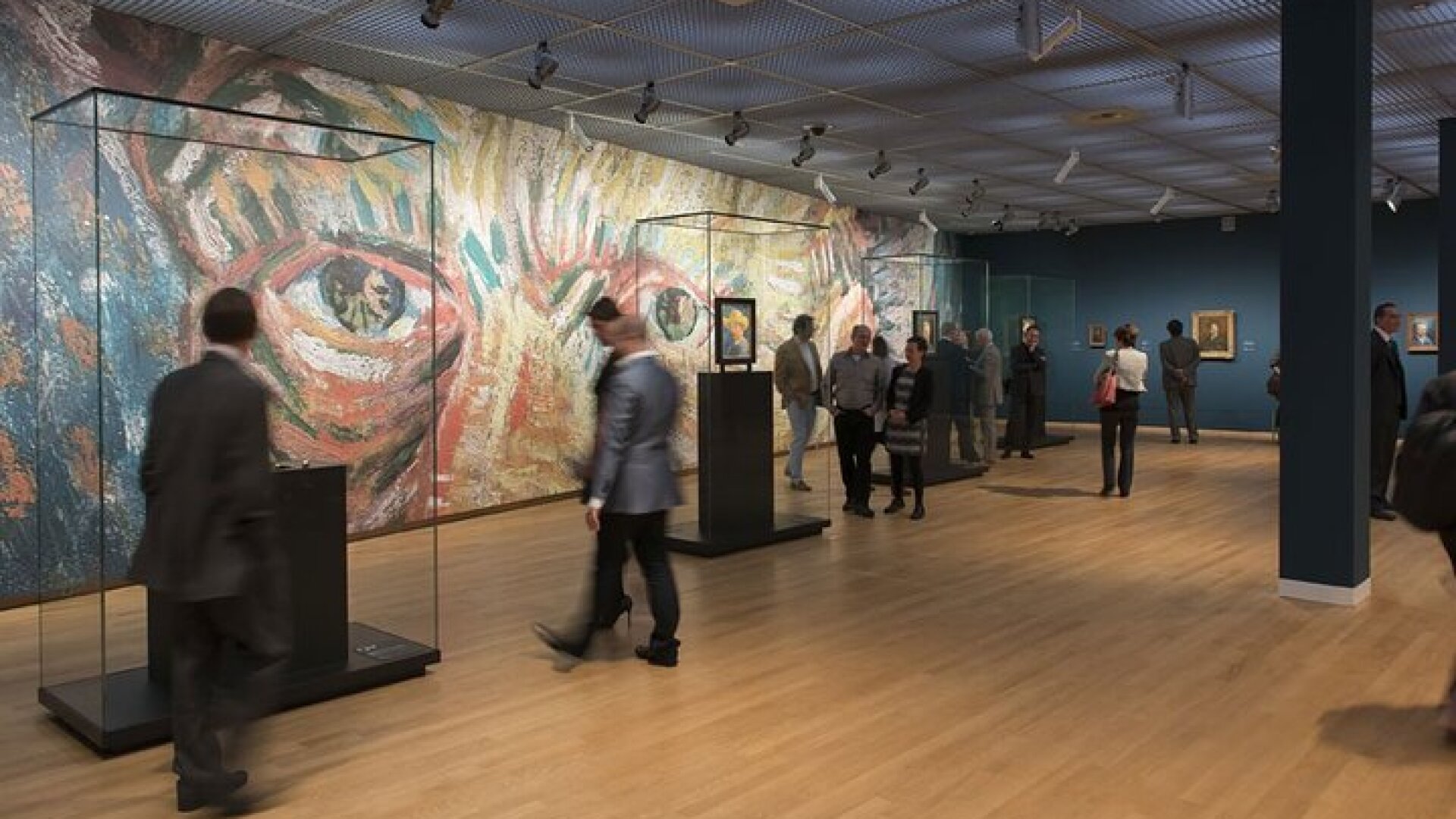 Combo Ticket: Van Gogh Museum Ticket and 1-Hour Canal Cruise