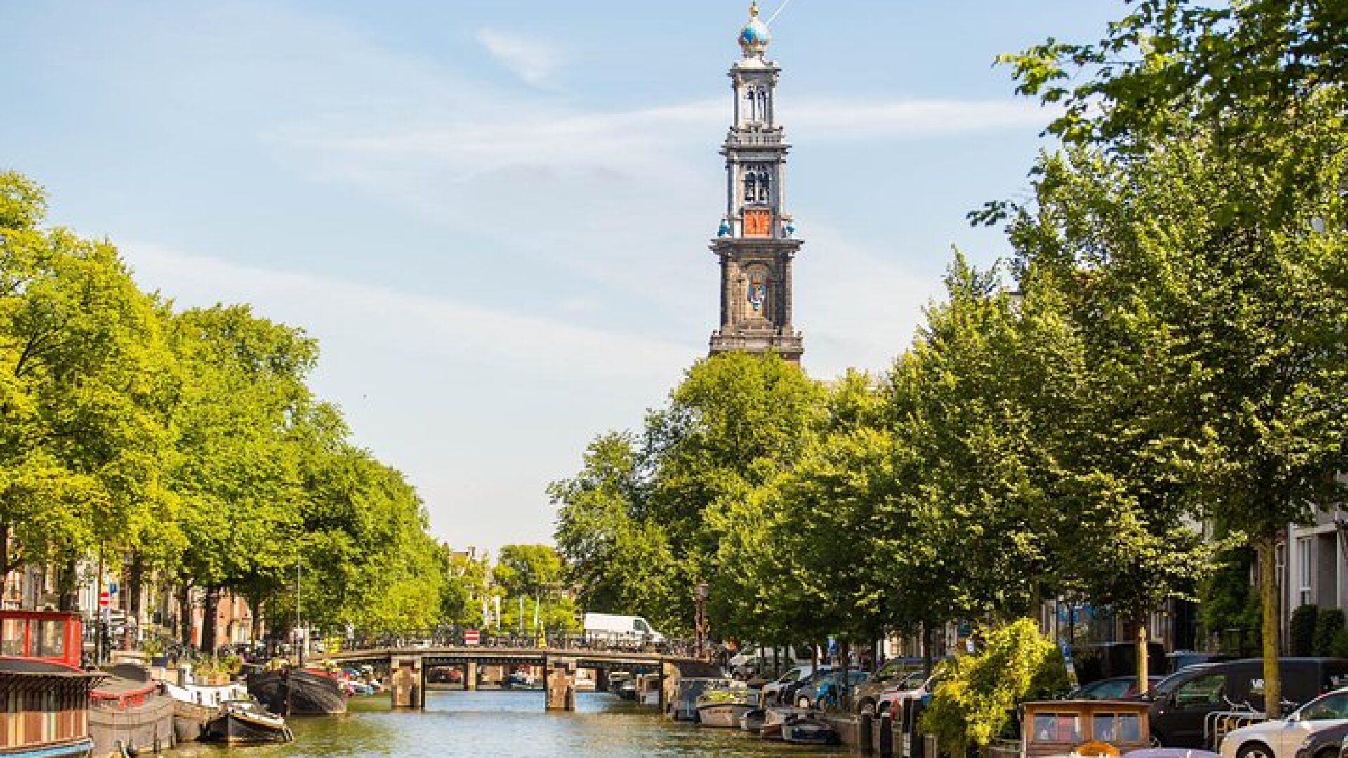 Amsterdam Sightseeing Canal Cruise with Audio Guide