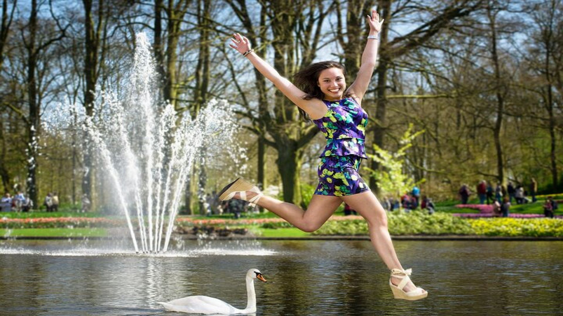 Amsterdam: Keukenhof Entry & Shuttle Bus with Flexible Return