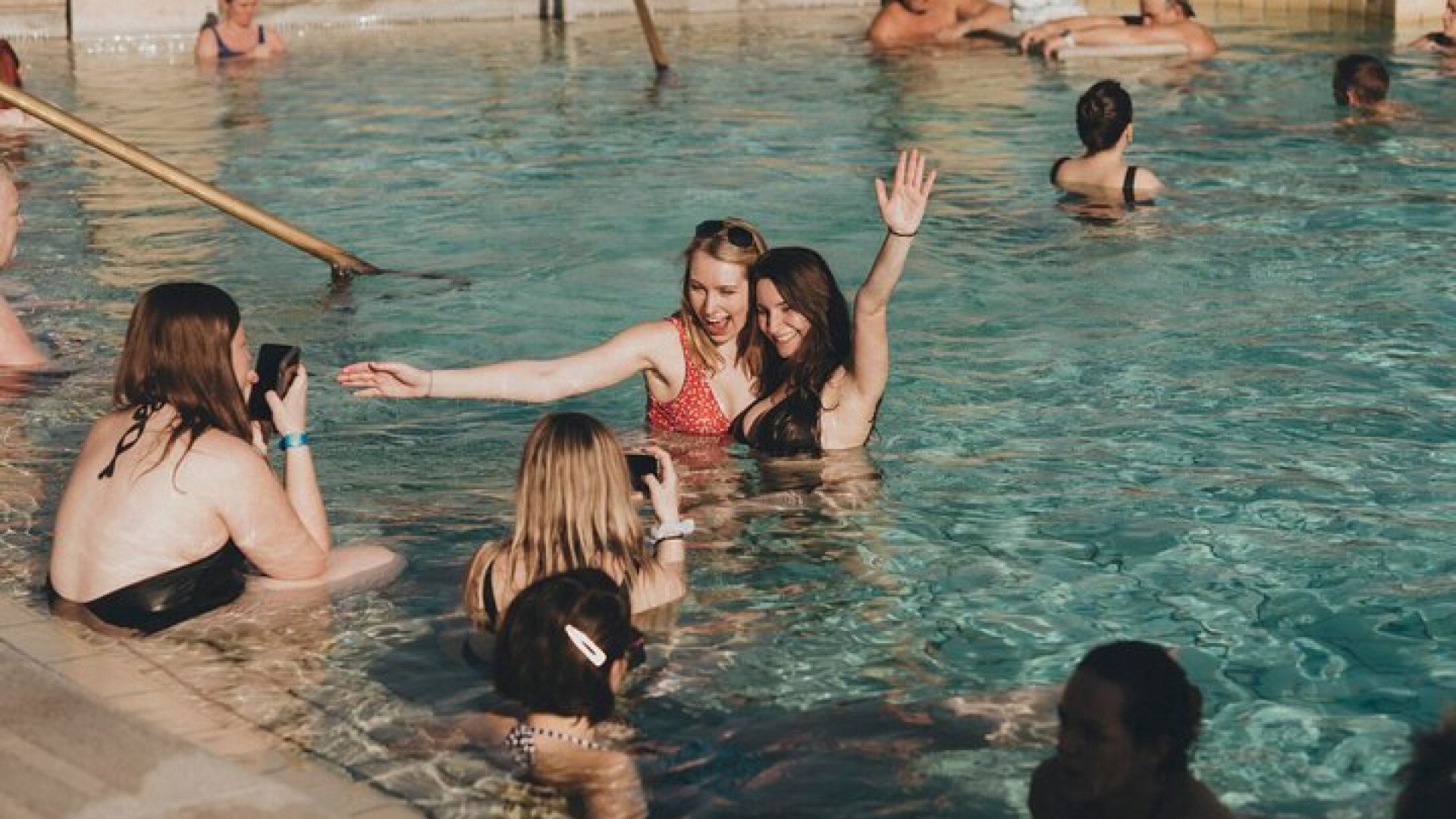 Budapest: Beer Spa with Unlimited Beer + Széchenyi Add-on