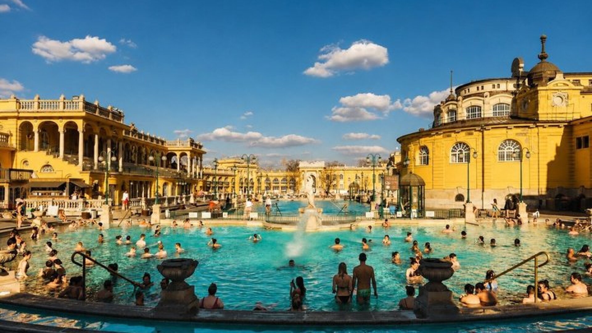 Budapest: Beer Spa with Unlimited Beer + Széchenyi Add-on
