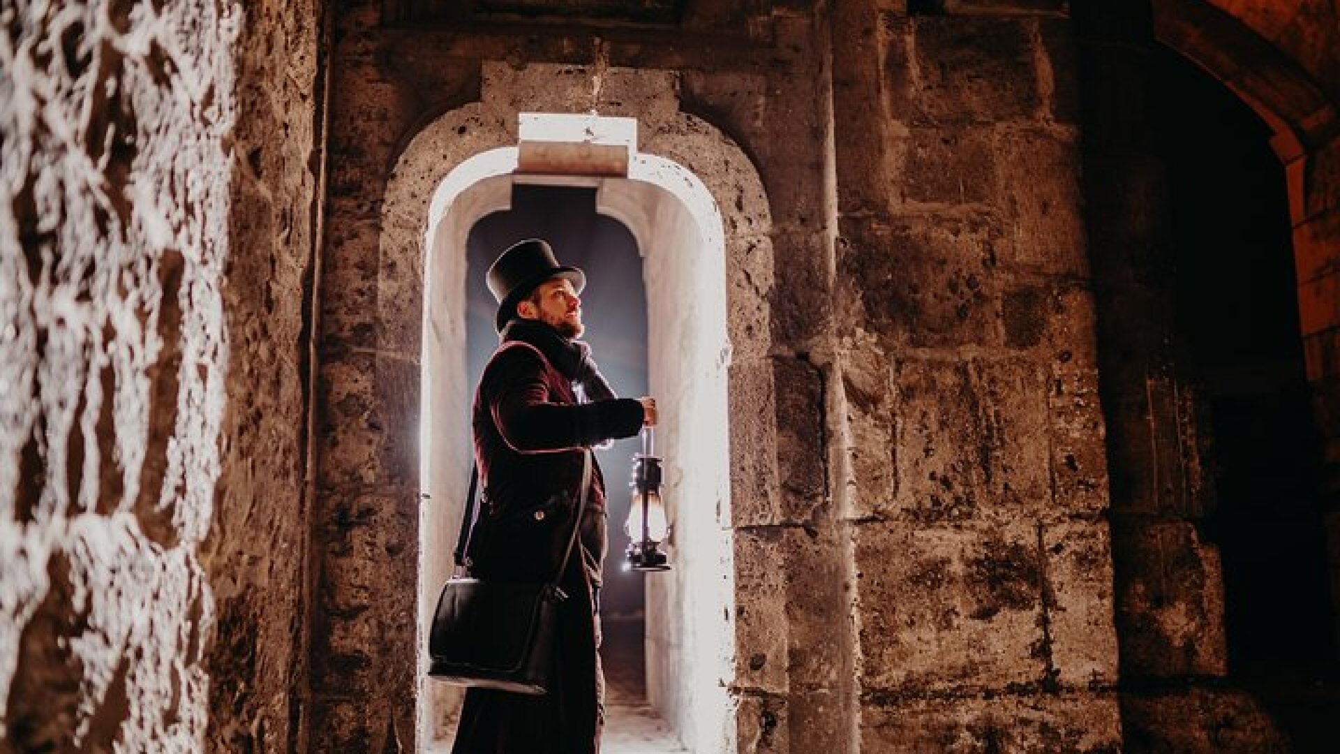 Buda Castle District Dark History, Legends and Vampire Night Tour