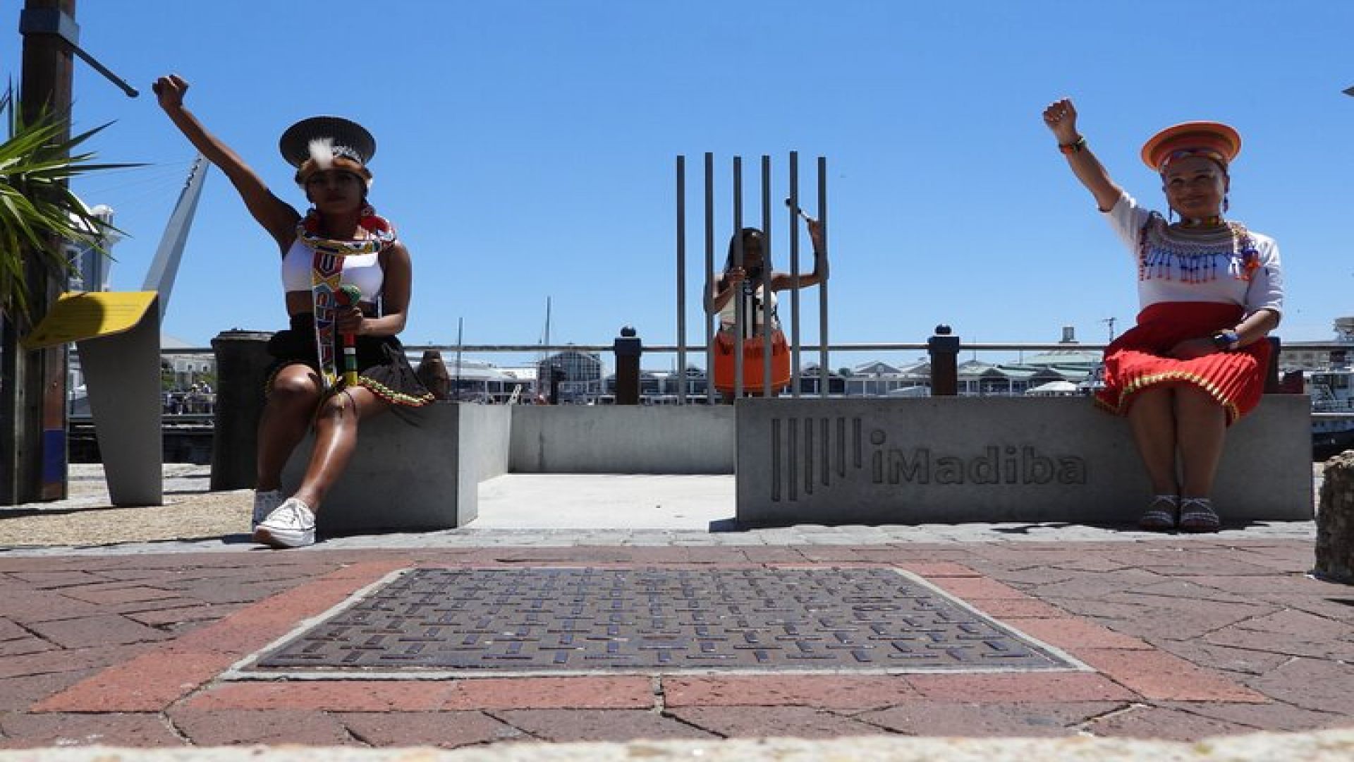 Robben Island Ferry Ticket and Guided Prison Tour 
