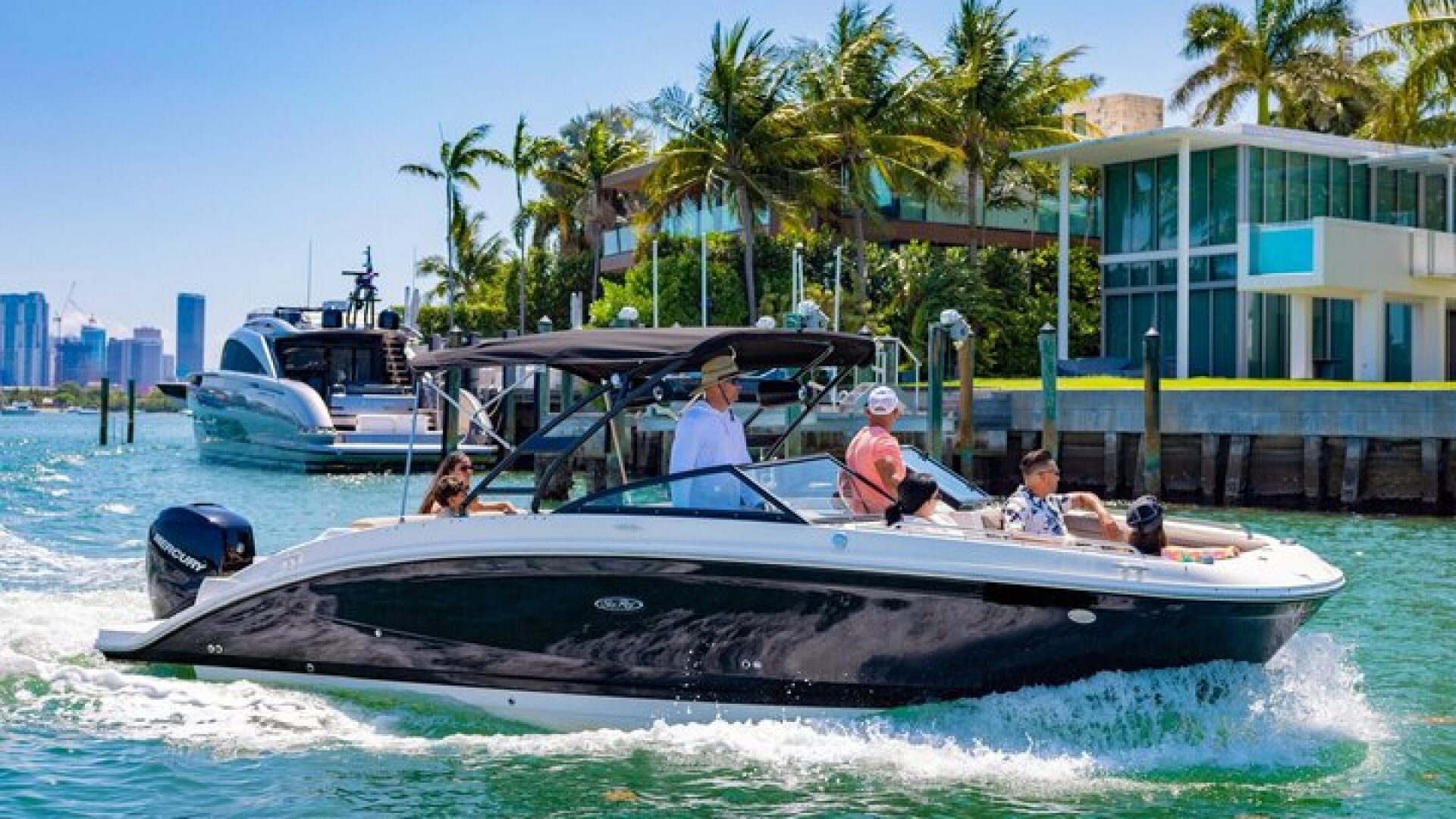Private Miami Boat Charter: Sightseeing, Sunset & Sandbar